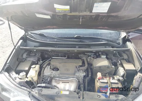 2018 Toyota Rav4 Xle z USA, uszkodzony, nr VIN 2T3WFREV0JW444820